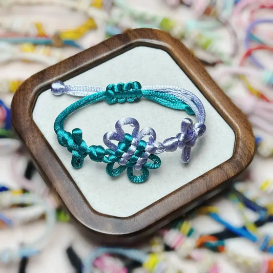 Anime KPop Demon Hunters Rumi Cosplay Chain Bracelet – Perfect for Fans